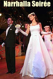 Am 16.11.2007 wurden die Debütanten 2008 bei der Narrhalla Gala vorgestellt (Foto: Ingrid Grossmann)